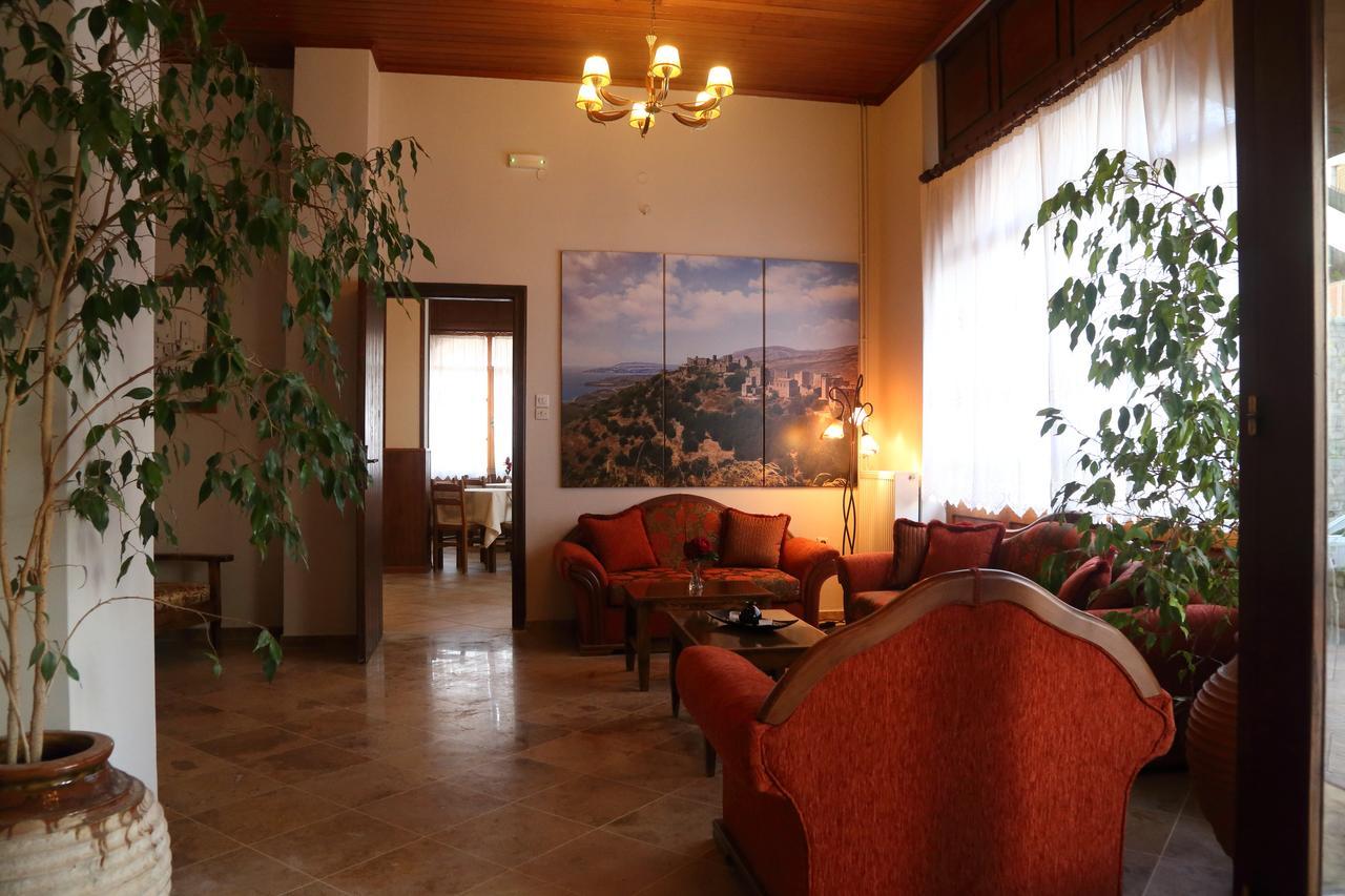 Mani Hotel アレオポリ エクステリア 写真